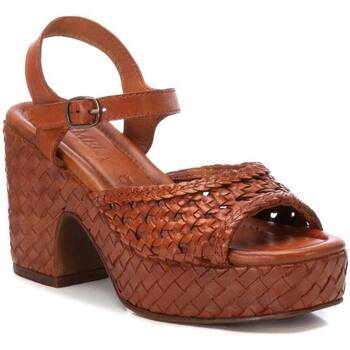 Chaussures Femme Sandales et Nu-pieds Carmela 16163701 Marron