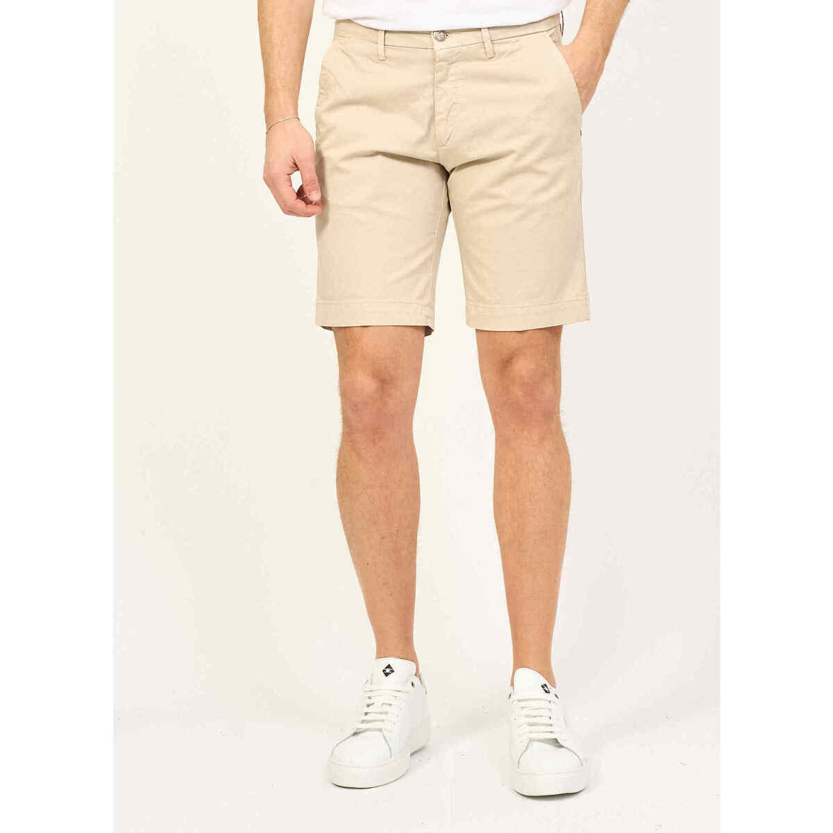 Vêtements Homme Shorts / Bermudas Sette/Mezzo Short homme Settemezzo coupe slim 4 poches Beige