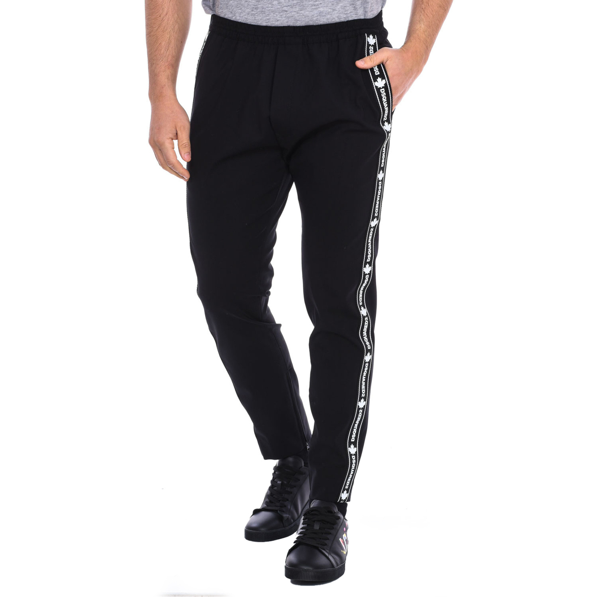 Vêtements Homme Pantalons de survêtement Dsquared S74KB0449-S40320-900 Noir