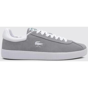 Chaussures Homme Baskets basses carnaby Lacoste BASESHOT Gris