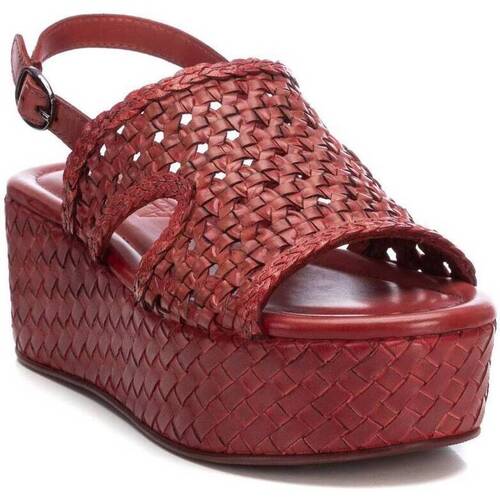 Chaussures Femme Sandales et Nu-pieds Carmela 16163605 Rouge