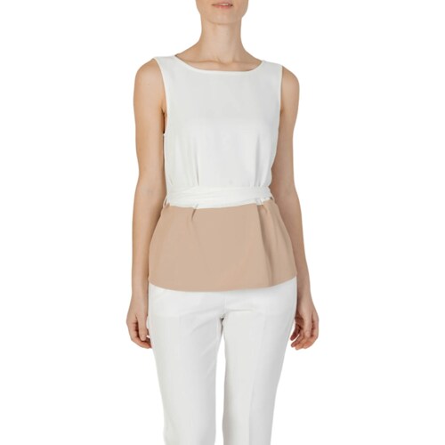 Vêtements Femme Nouveautés de cette semaine Sandro Ferrone S15XBDSFOGLIA Blanc