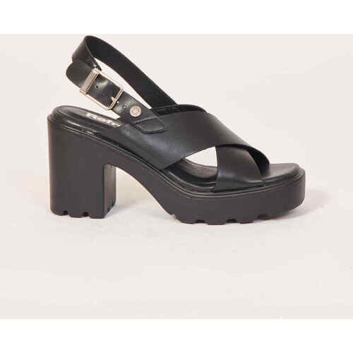 Chaussures Femme Sandales et Nu-pieds Refresh Sandales  avec bride et semelle en caoutchouc Noir