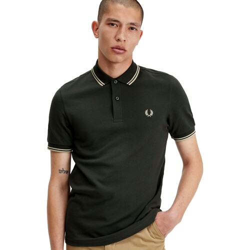 Vêtements Homme Polos manches courtes Fred Perry POLO HOMBRE   M3600 Vert