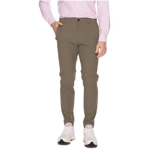 Vêtements Homme Pantalons Besaces / Sacs bandoulièrecci Designs REVO CHINO JO PANT Vert