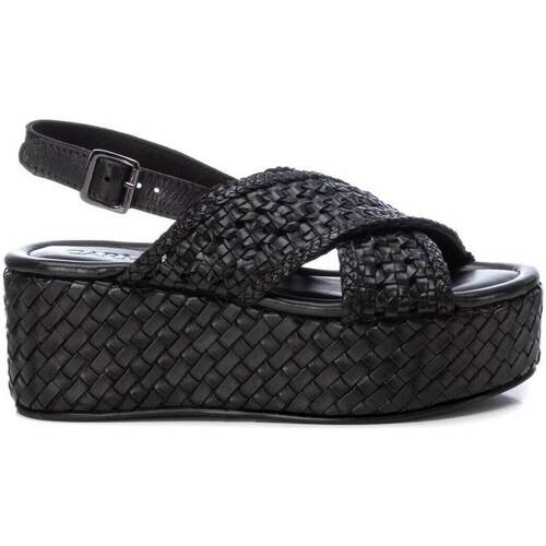 Chaussures Femme Sandales et Nu-pieds Carmela 16163806 Noir