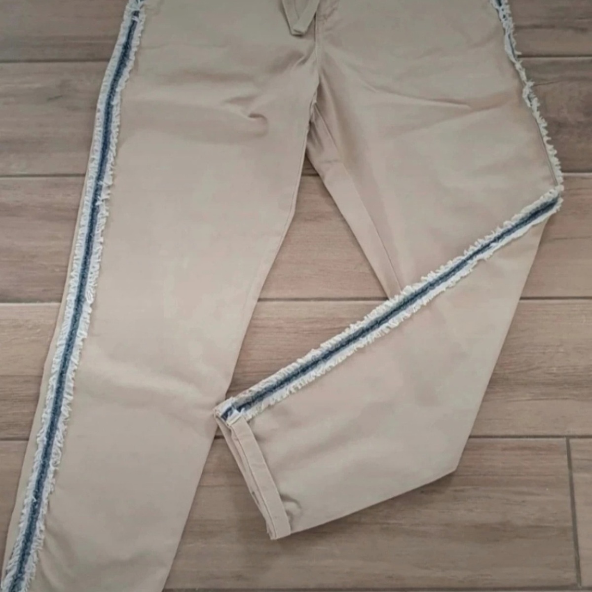 Vêtements Femme Chinos / Carrots Zara Pantalon beige Zara Beige
