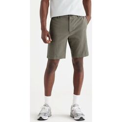 Vêtements Homme Shorts / Bermudas Dockers 85862 0082 CHINOS SHORT-CAMO Vert
