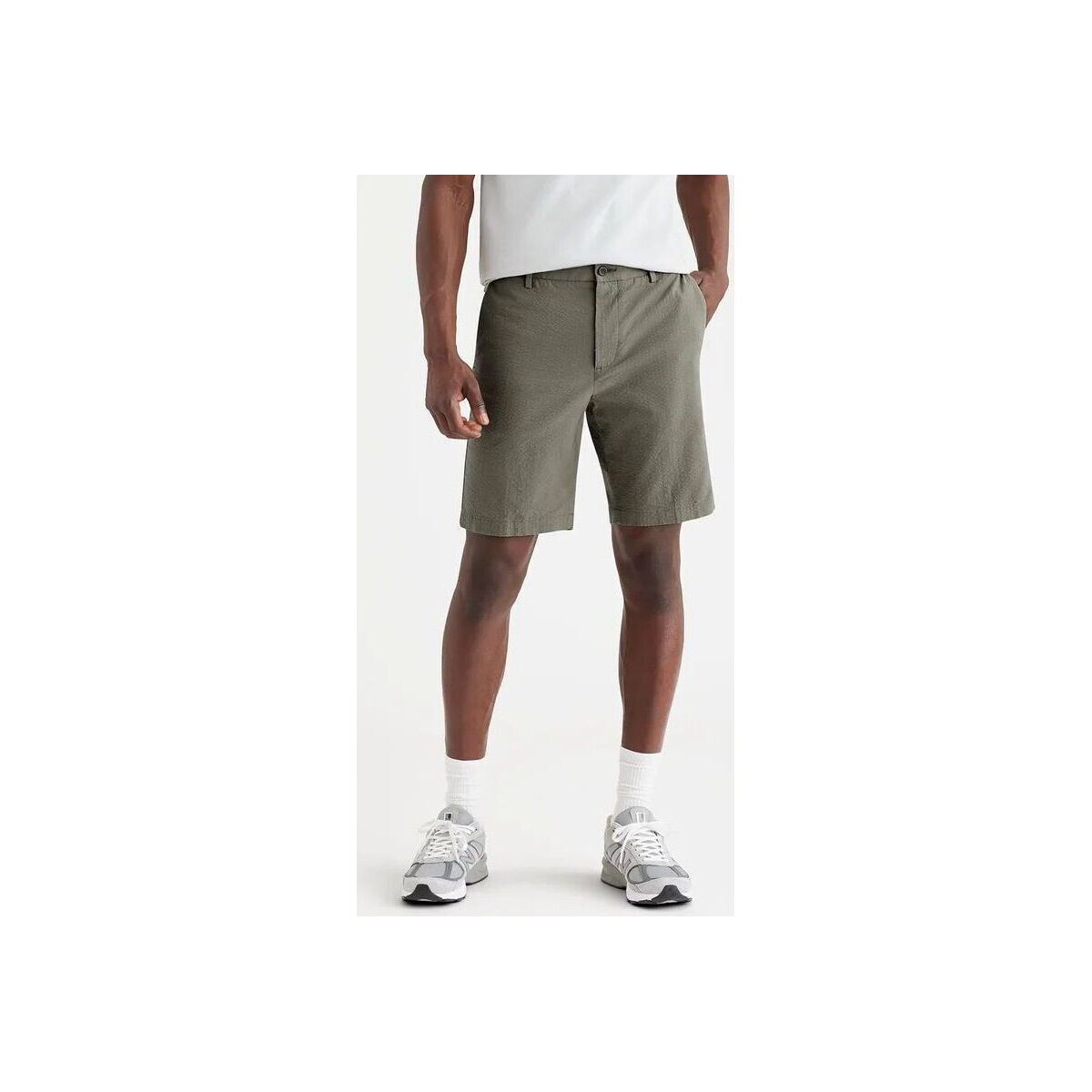 Vêtements Homme Shorts / Bermudas Dockers 85862 0082 CHINOS SHORT-CAMO Vert