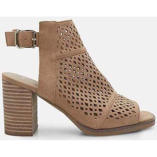 Chaussures Femme Sandales et Nu-pieds Bata Sandales pour femme avec talon de 8 cm Beige