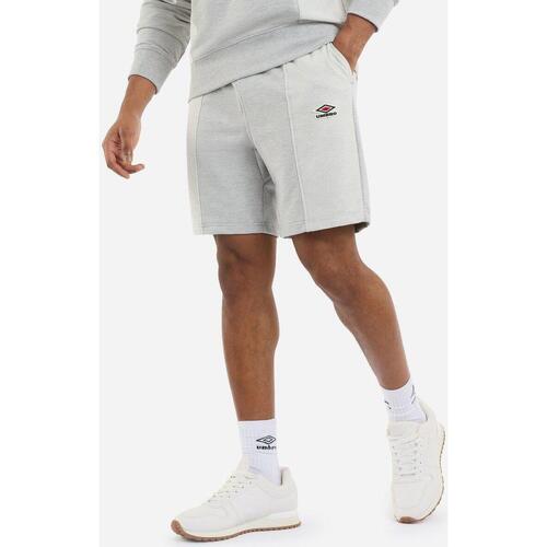 Vêtements Homme Shorts / Bermudas Umbro UO2104 Gris