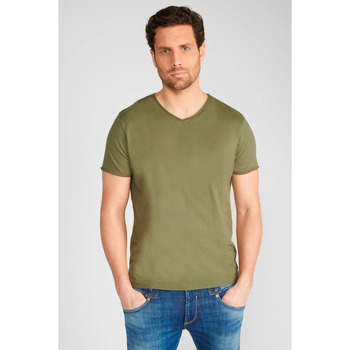 Vêtements Homme T-shirts & Polos Le Temps des Cerises T-shirt gribs kaki Vert