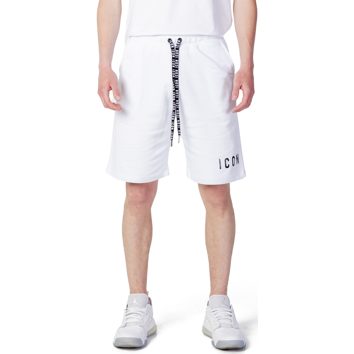 Vêtements Homme Shorts / Bermudas Icon LOGO IU6024B Blanc