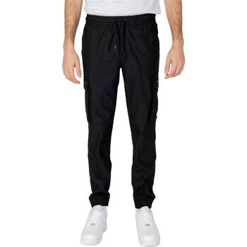 Vêtements Homme Pantalons Calvin Klein Jeans TECHNICAL LOGO REPEA J30J324686 Noir