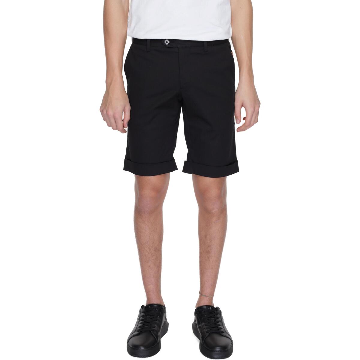 Vêtements Homme Shorts / Bermudas Alviero Martini U 4628 UE92 Noir