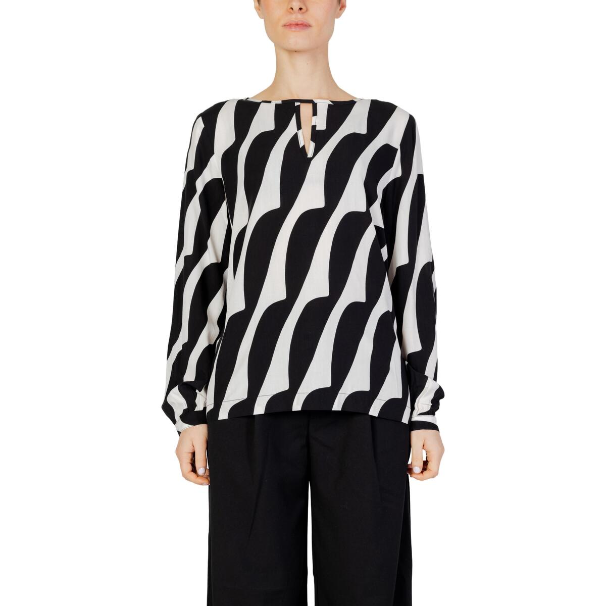 Vêtements Femme Tops / Blouses Street One Printed roundneck blouse w tea 344437 Noir