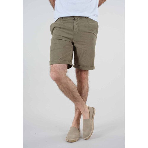 Vêtements Homme Shorts / Bermudas Deeluxe Short MIRZA Vert