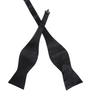 Vêtements Homme Cravates et accessoires Bruce Field Noeud papillon ouvert en soie Noir