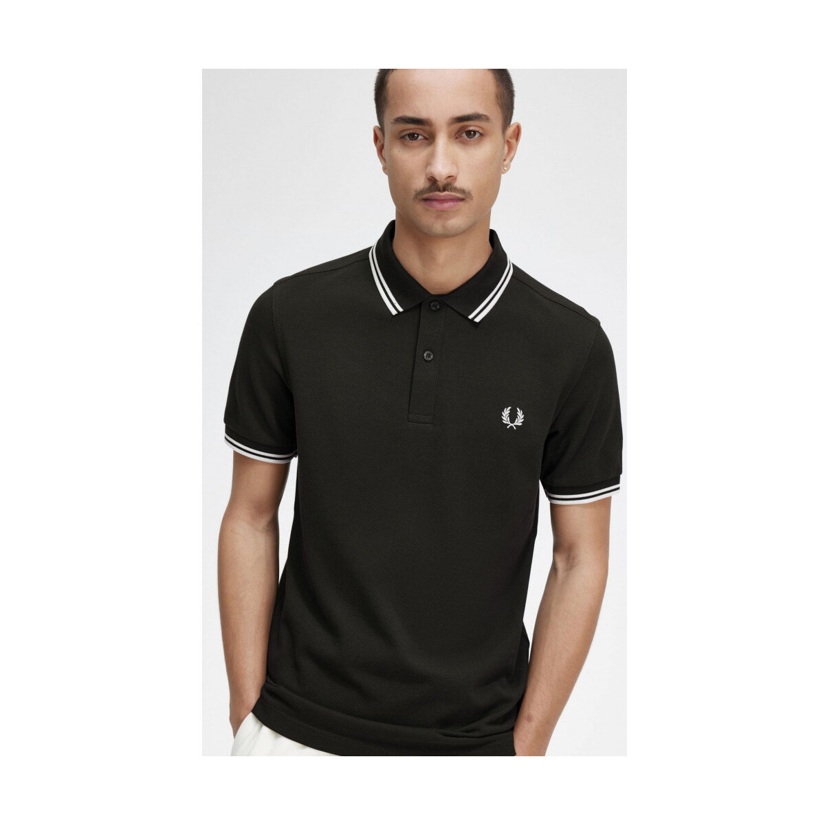 Vêtements Homme Polos manches courtes Fred Perry - TWIN TIPPED  SHIRT Kaki