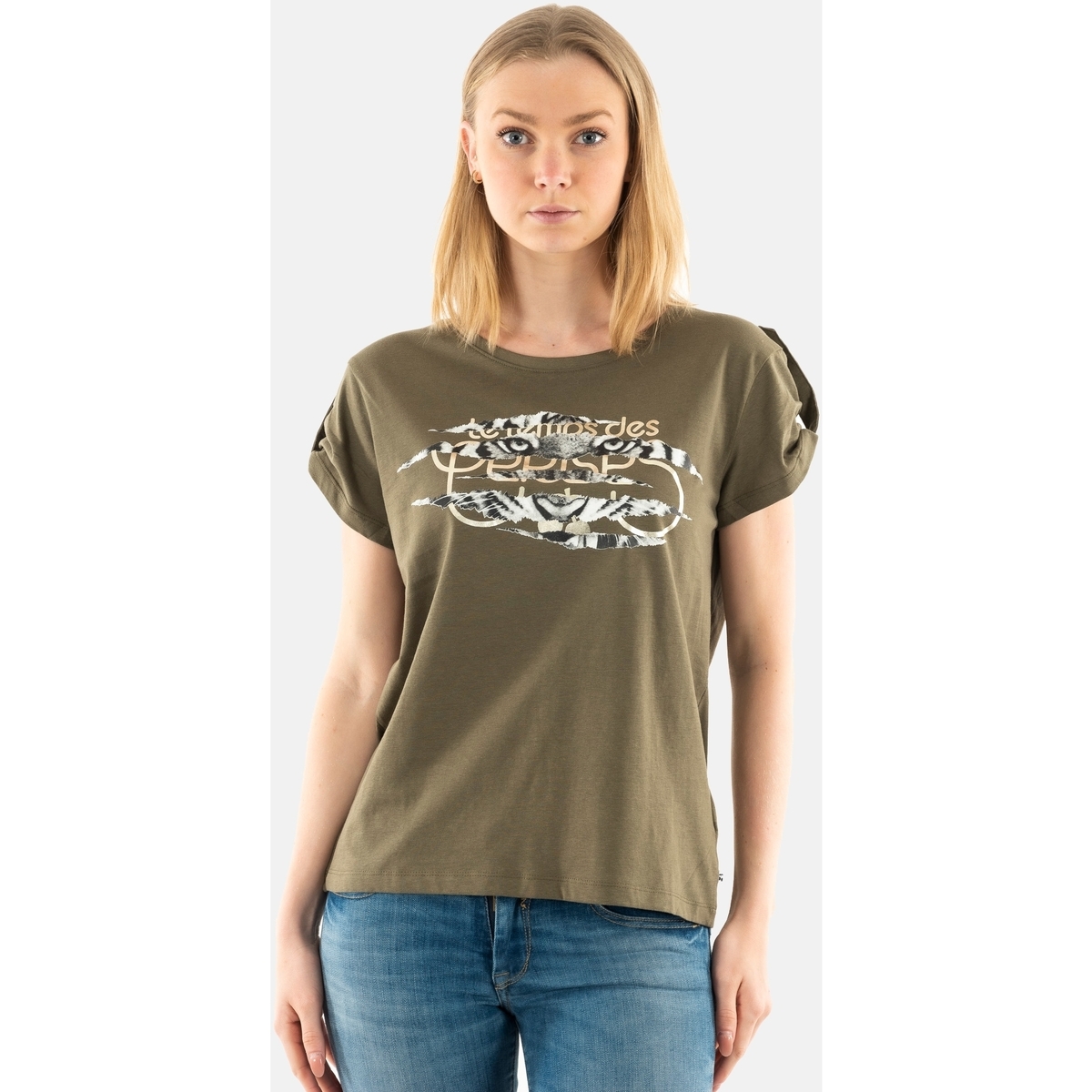 Vêtements Femme T-shirts manches courtes Le Temps des Cerises falbie0000000mc241 Vert