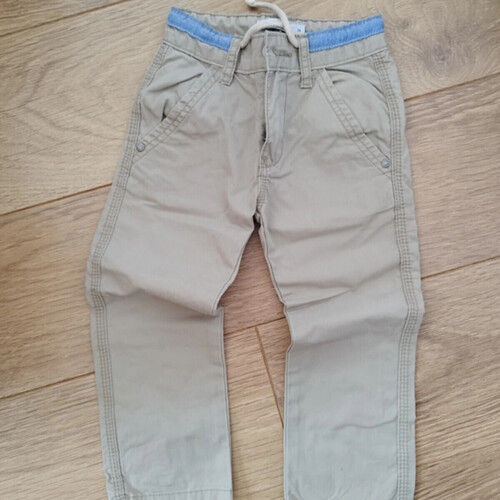 Vêtements Garçon Pantalons 5 poches Gemo Pantalon beige Gémo - 3 ans Beige
