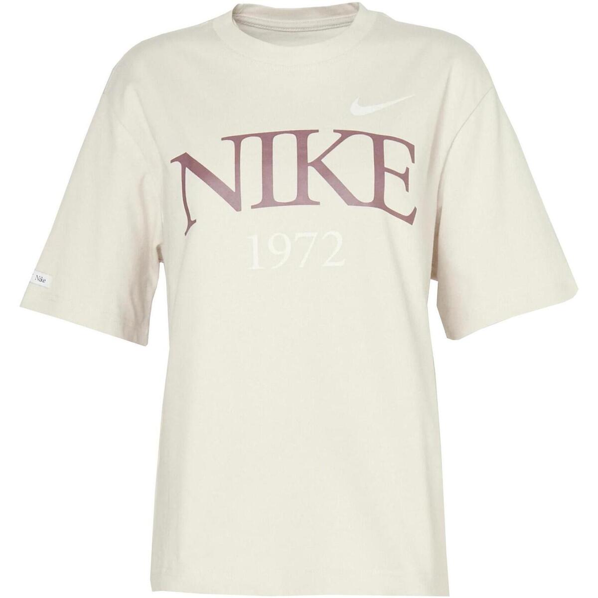 Vêtements Femme T-shirts manches courtes Nike W nsw tee classics boxy Beige