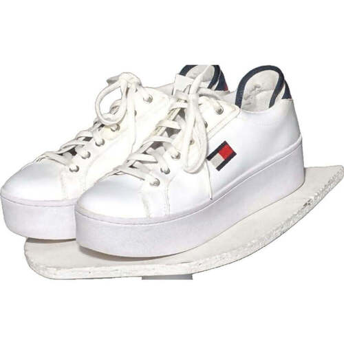 Chaussures Femme Baskets basses Tommy Hilfiger paire de baskets  38 Blanc Blanc