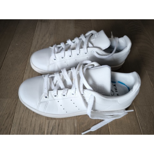 Chaussures Femme Baskets basses adidas Originals Baskets Adidas Stan Smith white Blanc
