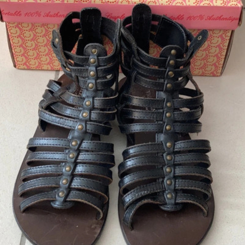 Chaussures Fille Sandales et Nu-pieds Valentine Spartiates Valentine 32 Noir