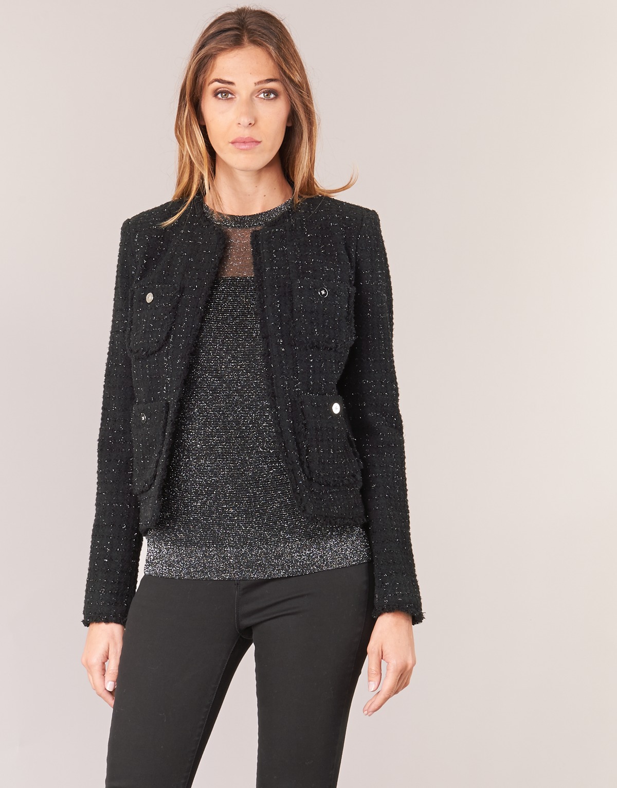 Vêtements Femme Vestes / Blazers Calvin Klein Jeans FRAY TWD 4PKT JKT Produit vendu et expédié par