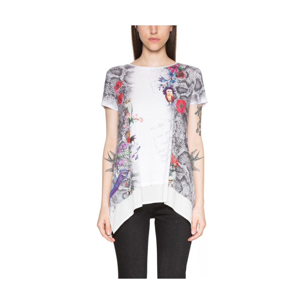 Vêtements Femme T-shirt With Graphic Detail T Shirt Daphne Algodon Blanx 18SWTKFJ Blanc