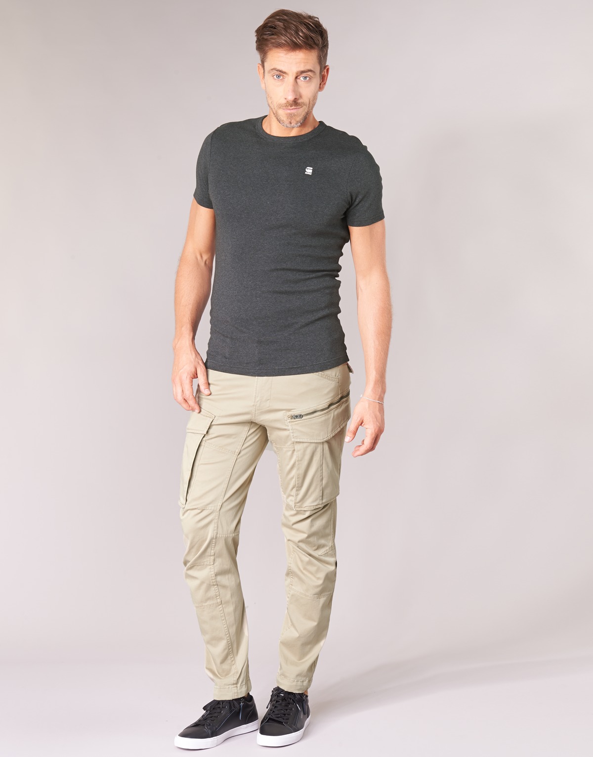 Vêtements Homme Cette saison, G-Star Raw nous propose un pantalon cargo tout ce quil y a de plus casual ROVIC ZIP 3D STRAIGHT TAPERED Beige