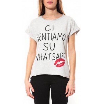 Vêtements Femme T-shirts manches courtes By La Vitrine Tee shirt Amelia Kiss Blanc Blanc